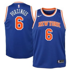 Youth New York Knicks Kristaps Porzingis Nike Blue Swingman Jersey youth medium